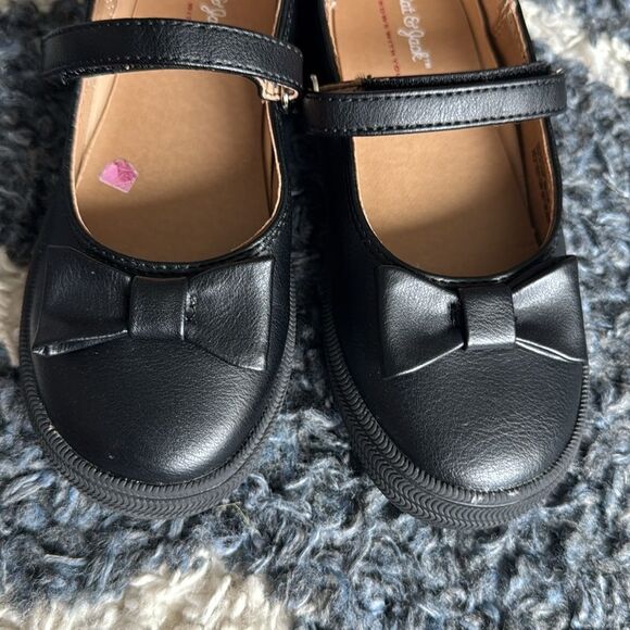 Cat & Jack Girls Shoes - Picture 3 of 6